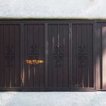 راهنمای کامل انتخاب و نصب حفاظ پنجره برای امنیت خانه‌های مسکونی